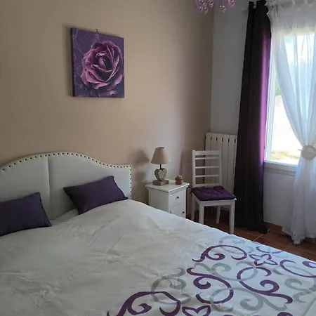 Location Saisonniere En Provence Apartment Rochefort-du-Gard Exterior photo
