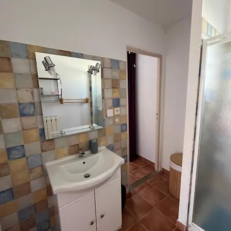 Location Saisonniere En Provence Apartment Rochefort-du-Gard Exterior photo